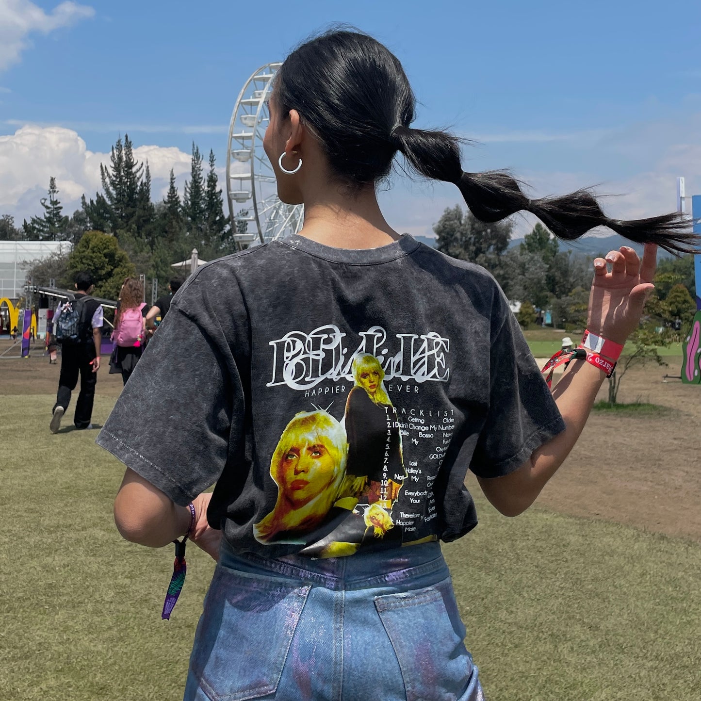 Happier than ever tshirt billie eilish)